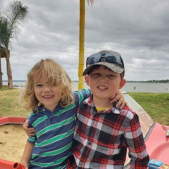 Meet your Posher, Laura - Picture 1 of 1